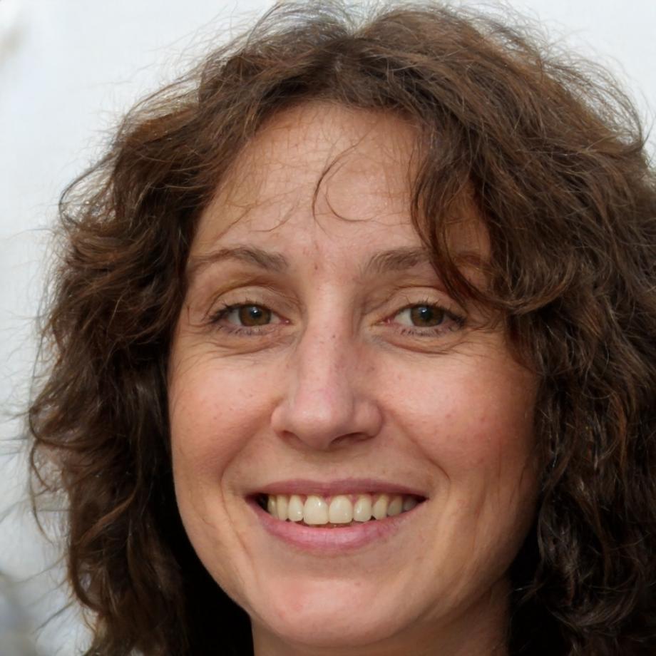 Carmen Delgado, analista senior